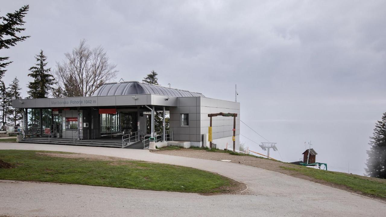 Grand Hotel Bellevue Hocko Pohorje Bagian luar foto